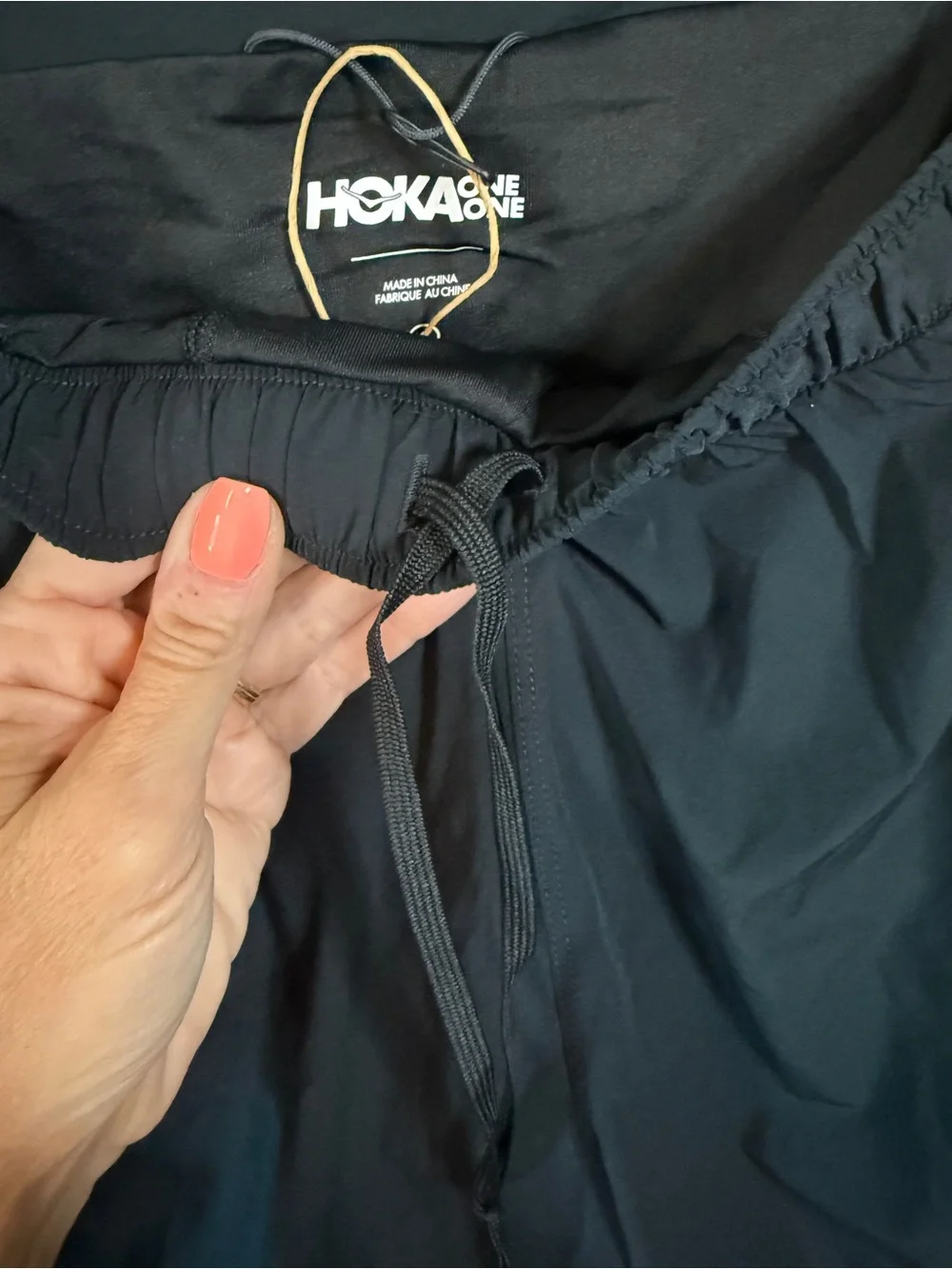 Hoka One One Men's Black performance Woven 7” Short Size Small NEW!